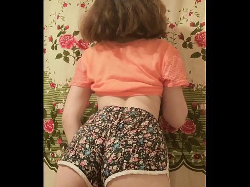 ❤️ Seksikäs nuori beibi riisuu shortsinsa kameran edessä ❌ Seksivideo at fi.pornobot.ru ﹏