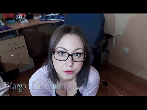 ❤️ Seksikäs tyttö lasit päässä imee dildoa syvälle kameraan ❌ Seksivideo at fi.pornobot.ru ﹏