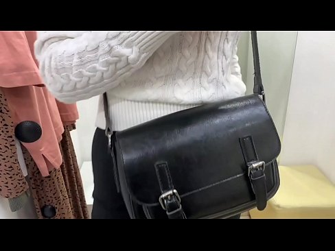 ❤️ Nuoren nartun FeralBerryn julkinen itsetyydytys dildolla sovituskopissa ❌ Seksivideo at fi.pornobot.ru ﹏