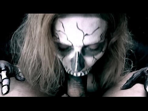 ❤️ Demonityttö imi munaa mustalla suullaan ja nielaisi spermaa. ❌ Seksivideo at fi.pornobot.ru ﹏